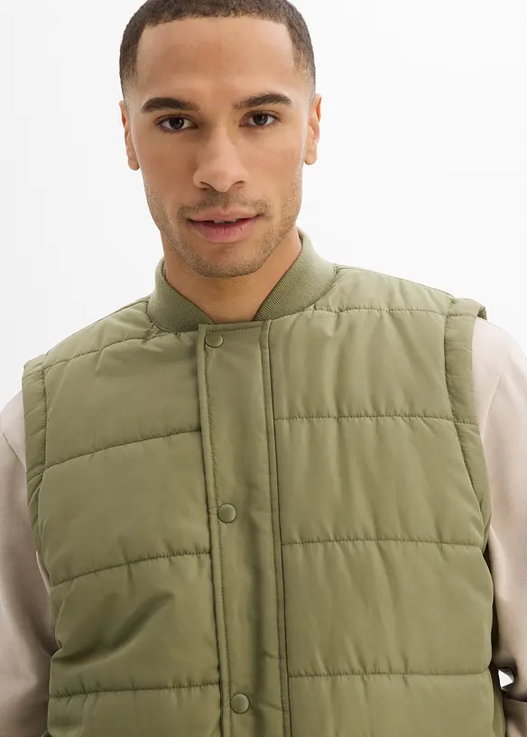 Prošívaná vesta, Loose Fit, bonprix