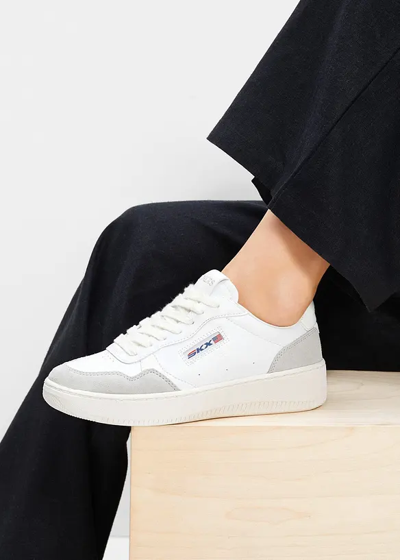 Tenisky značky Skechers, Skechers