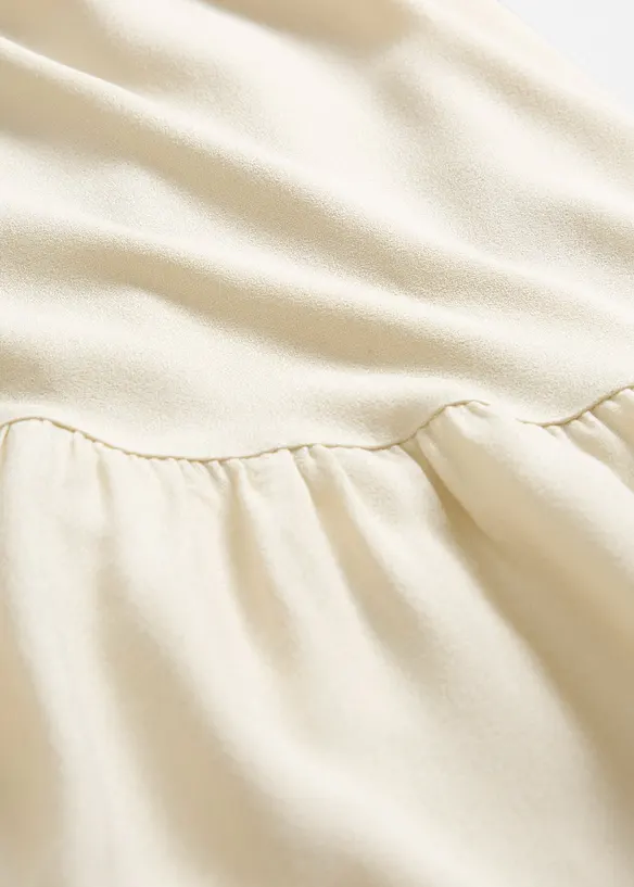 Stupňovité maxi šaty ze splývavé viskózy, bonprix