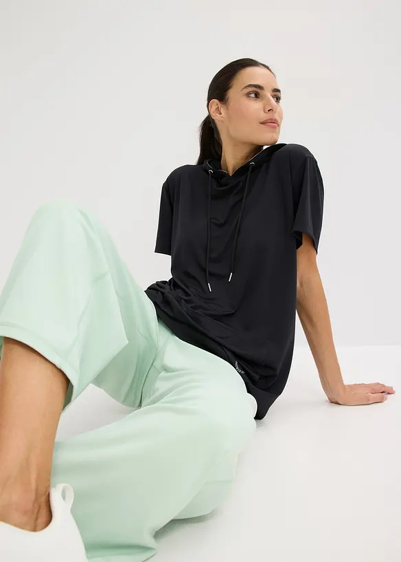 Oversize sportovní triko s kapucí, rychleschnoucí, bonprix