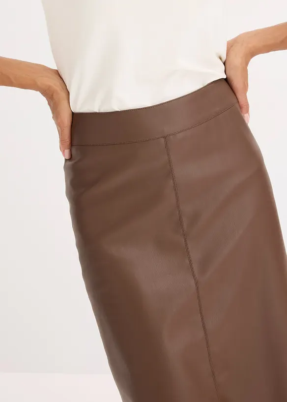 Trendová pouzdrová sukně z umělé kůže, bonprix