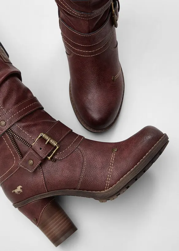 Kozačky značky Mustang, Mustang