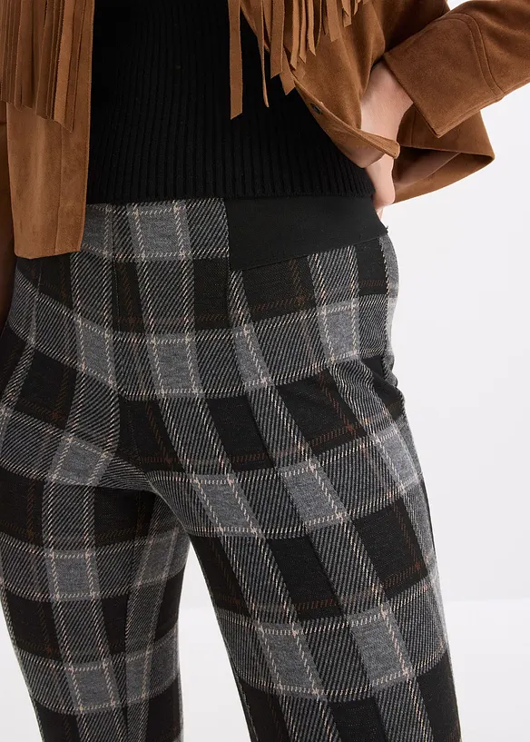 Jeggings se zlatými nýty, bonprix