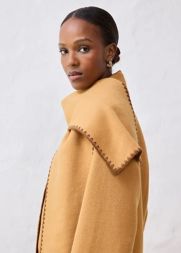 Vlněný kabátek s ozdobnou výšivkou (2dílná souprava se šálou), bonprix