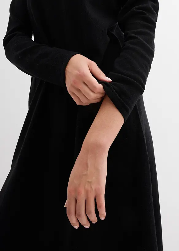 Pleten&eacute; &scaron;aty v &aacute;čkov&eacute; linii, bonprix