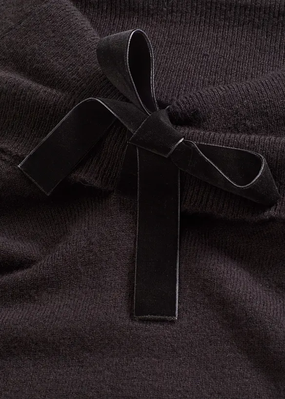 Oversize svetr s výstřihem Carmen, bonprix