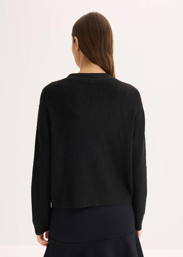 Kr&aacute;tk&yacute; pleten&yacute; kab&aacute;tek, bonprix