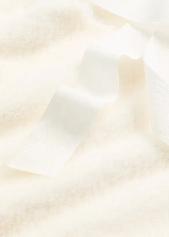 Dlouhý svetr z měkké péřové příze, bonprix