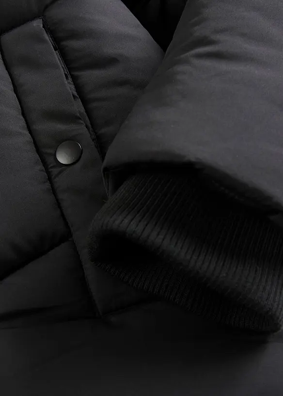 Zateplen&aacute; pro&scaron;&iacute;van&aacute; bunda, bonprix