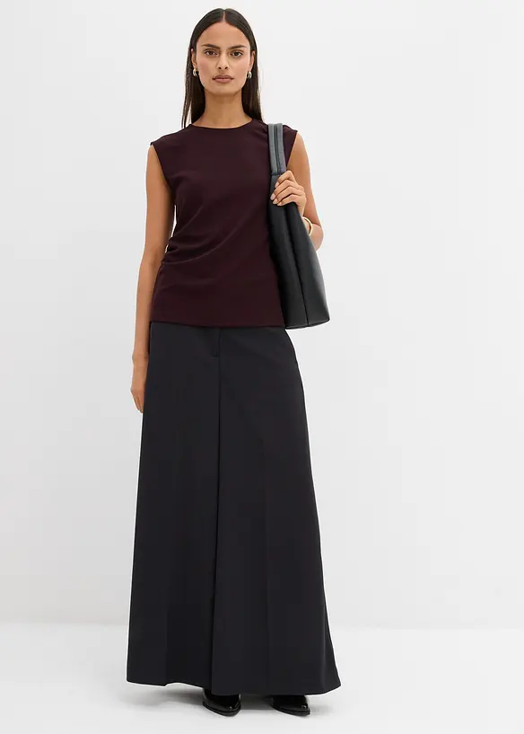 Krepový top s ozdobnou přezkou, bonprix