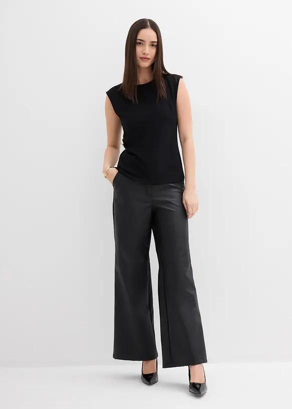 Krepový top s ozdobnou přezkou, bonprix