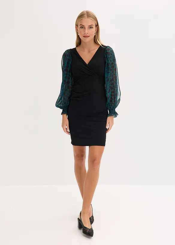 Přiléhavé minišaty s prostřihy na rukávech, bonprix