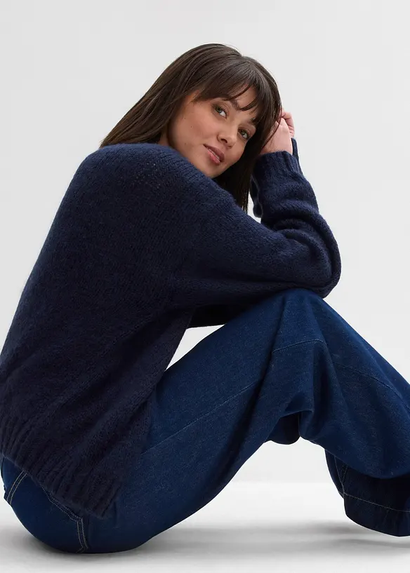 Zkr&aacute;cen&yacute; oversize kab&aacute;tek ze silněj&scaron;&iacute; pleteniny, bonprix