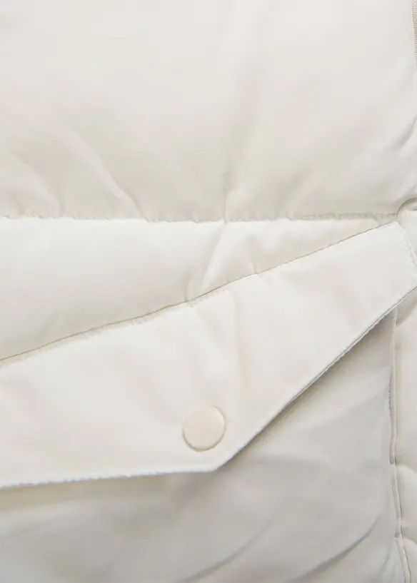 Prošívaná bunda s límcem z medvídkového plyše, bonprix