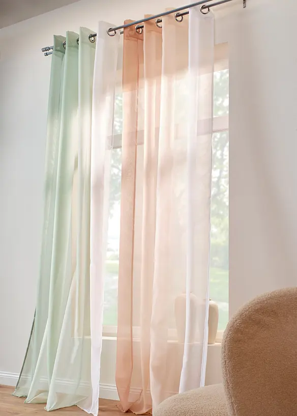 Záclona s barevným přechodem (2 ks), s recyklovaným polyesterem, bonprix