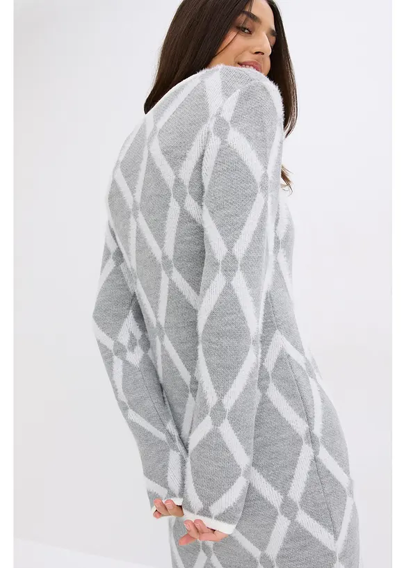 Pletené šaty s kosočtvercovým vzorem, z peříčkové příze, bonprix