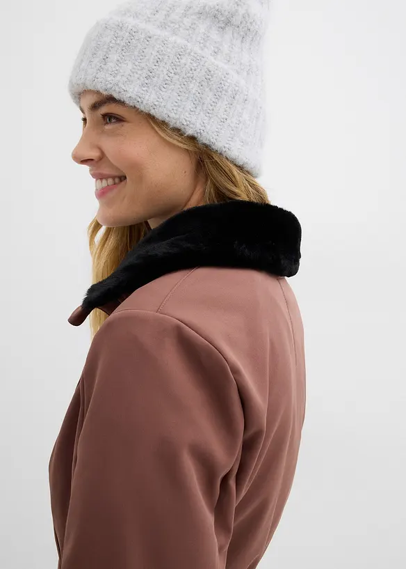 Softshellov&yacute; lyžařsk&yacute; overal s teplou pod&scaron;&iacute;vkou, voděodoln&yacute;, bonprix