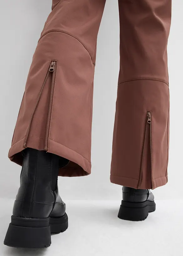 Softshellov&yacute; lyžařsk&yacute; overal s teplou pod&scaron;&iacute;vkou, voděodoln&yacute;, bonprix