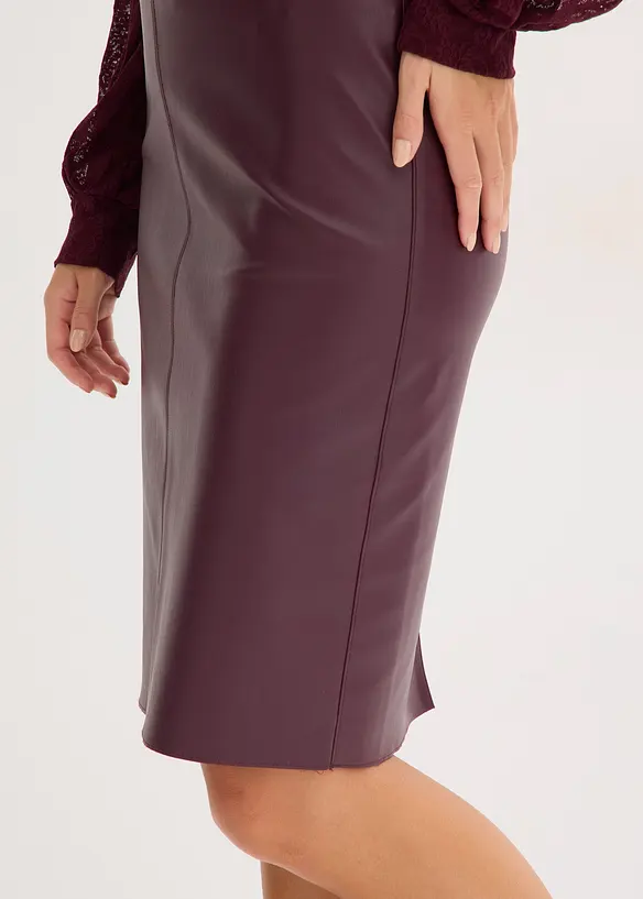 Sukně ke kolenům, z umělé kůže, s přiléhavým střihem, bonprix