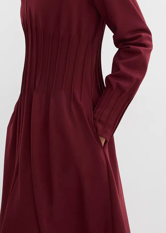 Pohodln&eacute; &scaron;aty s ozdobn&yacute;mi sklady, z visk&oacute;zov&eacute; směsi, bonprix