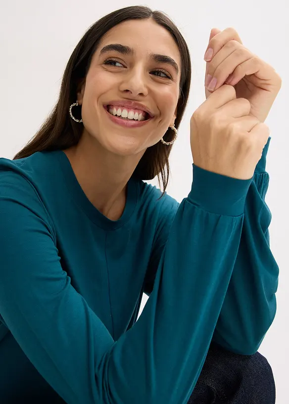 Triko s dlouh&yacute;m ruk&aacute;vem, z měkk&eacute; visk&oacute;zov&eacute; směsi, bonprix