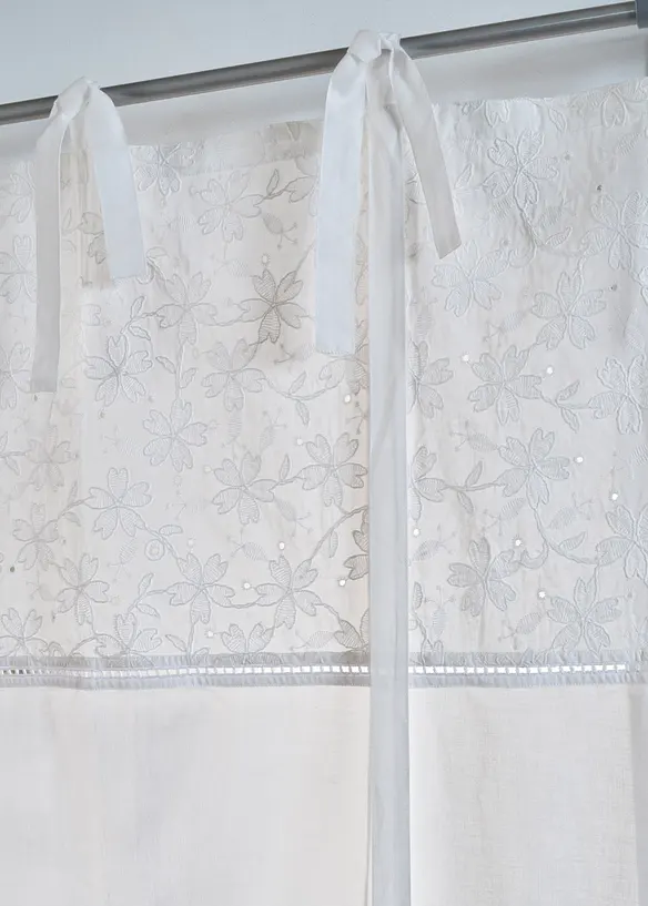 Zavazovací záclonka s výšivkou, bonprix