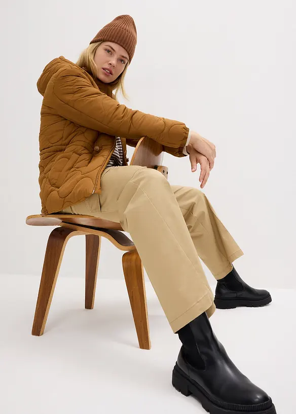 Pro&scaron;&iacute;van&aacute; bunda, bonprix