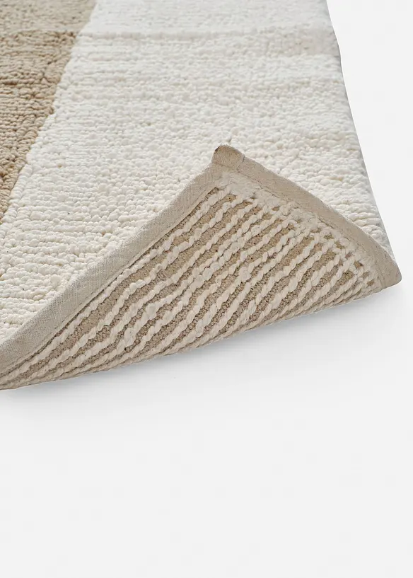 Koupelnov&aacute; předložka s proužkovan&yacute;m vzorem, bonprix