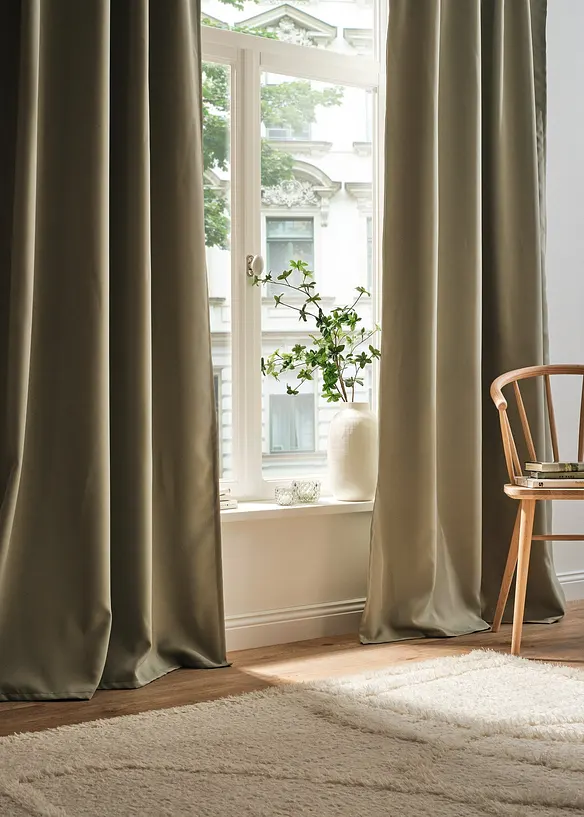 Zastiňující závěs v mnoha velikostech (1 ks), bonprix