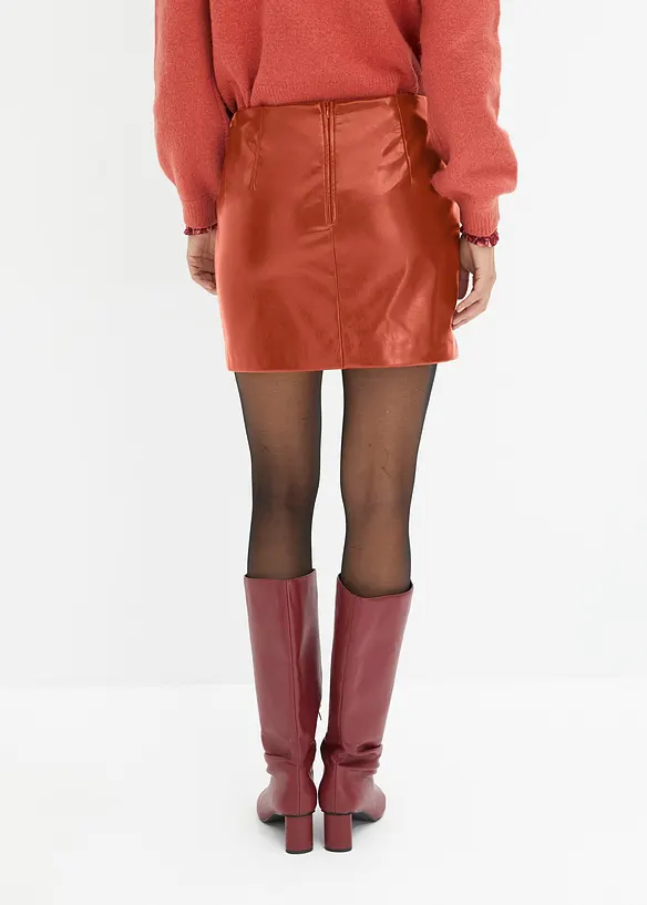 Kr&aacute;tk&aacute; sukně z uměl&eacute; kůže, bonprix