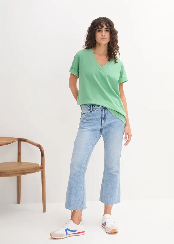 Dlouh&eacute; tričko se &scaron;irok&yacute;m střihem a s v&yacute;střihem do V, kr&aacute;tk&yacute; ruk&aacute;v (5 ks v balen&iacute;), bonprix