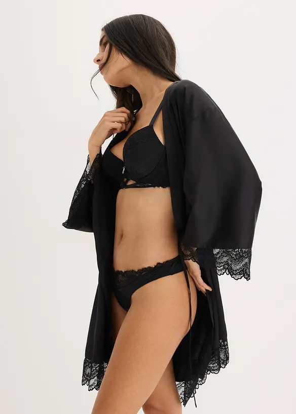 Kalhotky tanga s beze&scaron;v&yacute;mi zadn&iacute;mi kalhotkami, bonprix