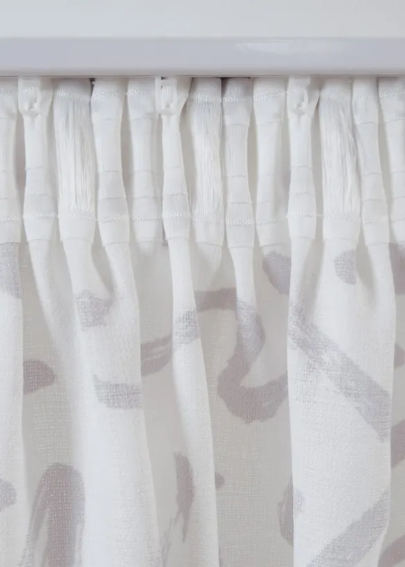 Z&aacute;clona se strukturou, tak&eacute; extra dlouh&aacute; (1 ks v balen&iacute;), bonprix