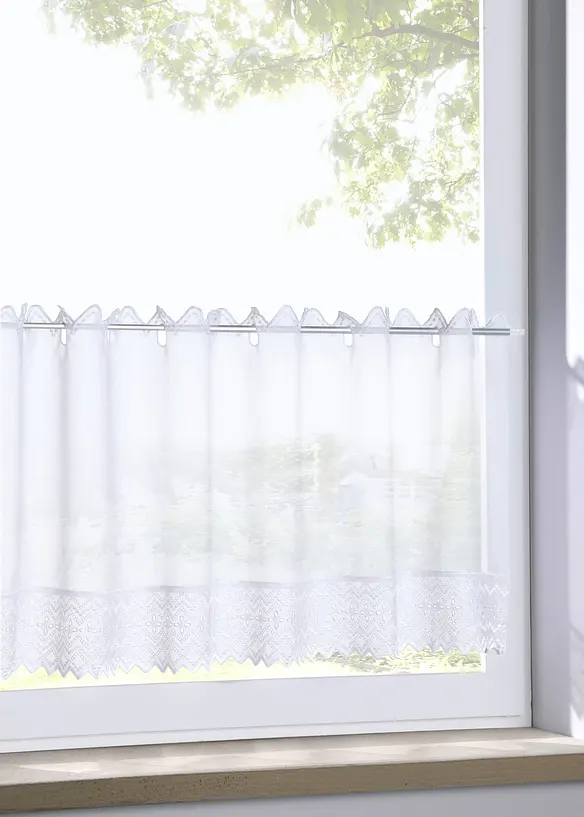 Vitr&aacute;žkov&aacute; z&aacute;clona s vy&scaron;&iacute;van&yacute;m lemem, bonprix