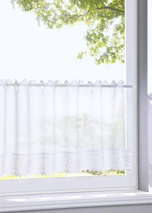 Vitr&aacute;žkov&aacute; z&aacute;clona s vy&scaron;&iacute;van&yacute;m lemem, bonprix