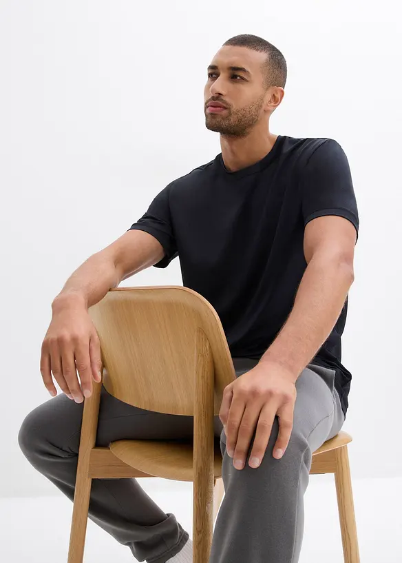 Sportovn&iacute; tričko se strukturovan&yacute;m vzhledem, bonprix