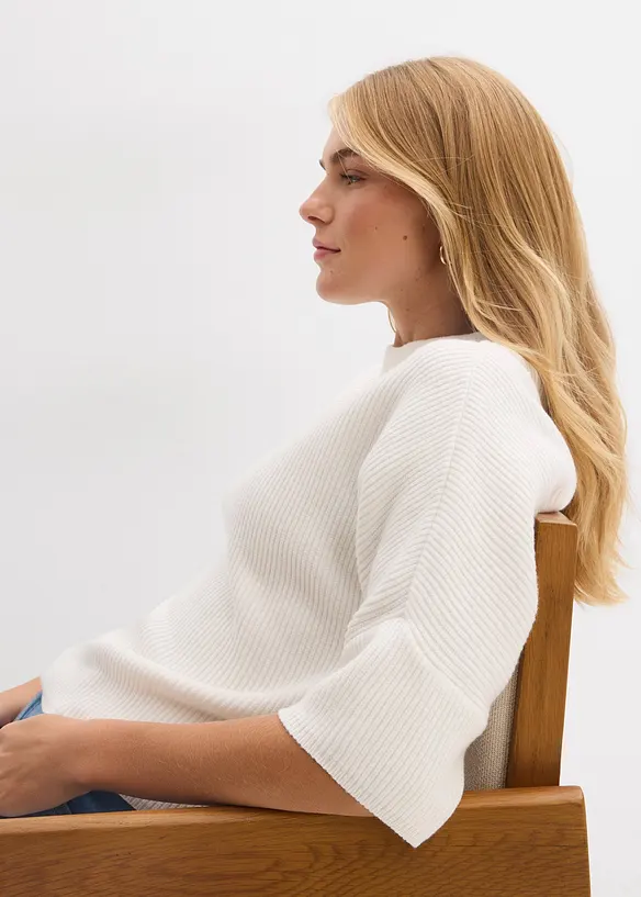 Boxy svetr z měkk&eacute; visk&oacute;zov&eacute; směsi, bonprix