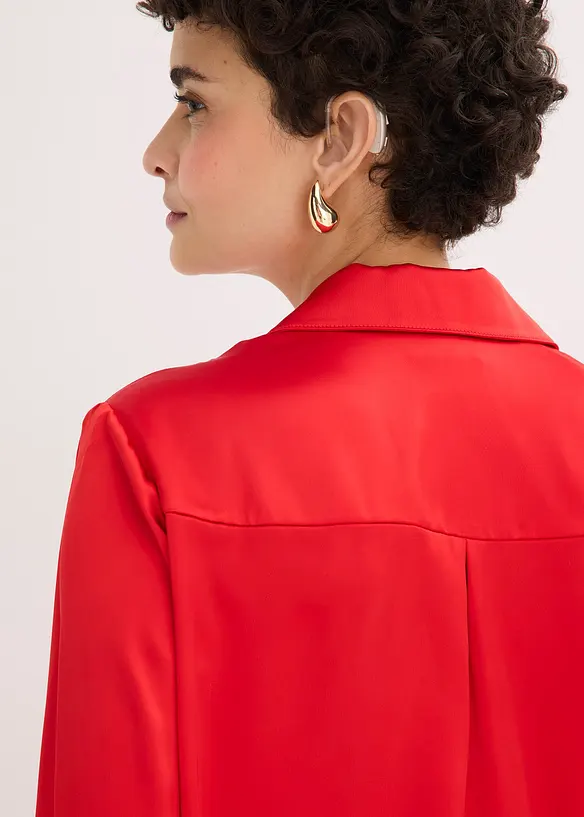 Halenka z jemn&eacute;ho sat&eacute;nu, bonprix