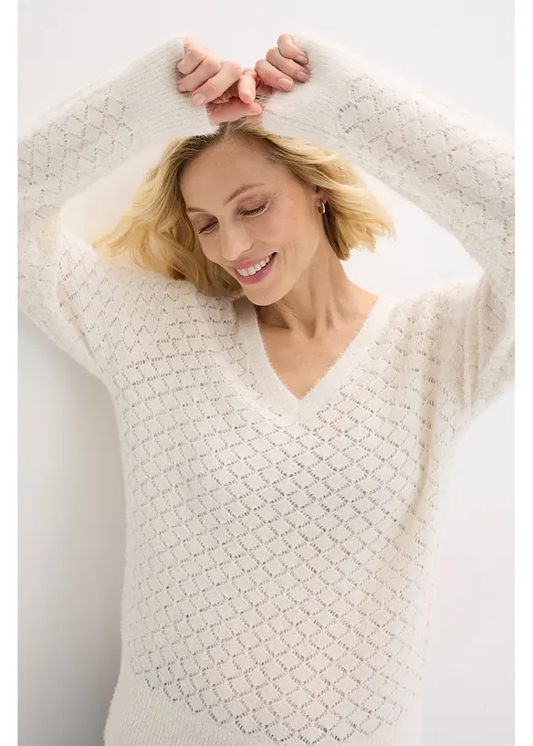 Ažurov&yacute; svetr s peř&iacute;čkovou př&iacute;z&iacute;, bonprix