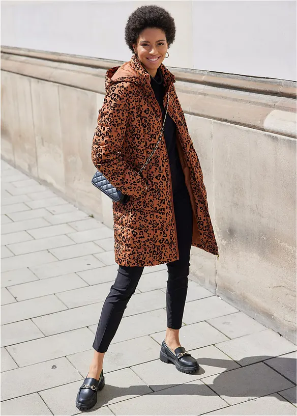 Strečov&eacute; kalhoty bez zap&iacute;n&aacute;n&iacute;, s ozdobn&yacute;mi knofl&iacute;ky, bonprix