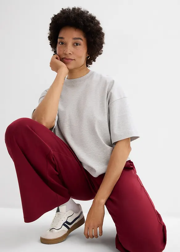 Kr&aacute;tk&eacute; oversize tričko z čist&eacute; těžk&eacute; organick&eacute; bavlny, bonprix