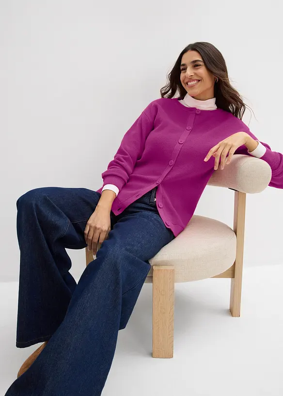 Kab&aacute;tek z jemn&eacute; pleteniny, kulat&yacute; v&yacute;střih, bonprix