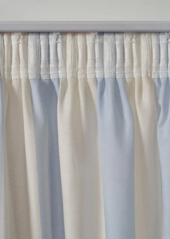 Z&aacute;věs s pruhy a recyklovan&yacute;m polyesterem (1 ks v balen&iacute;), bonprix