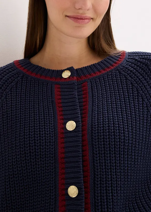 Pleten&yacute; kab&aacute;tek s proužky v kontrastn&iacute; barvě, bonprix