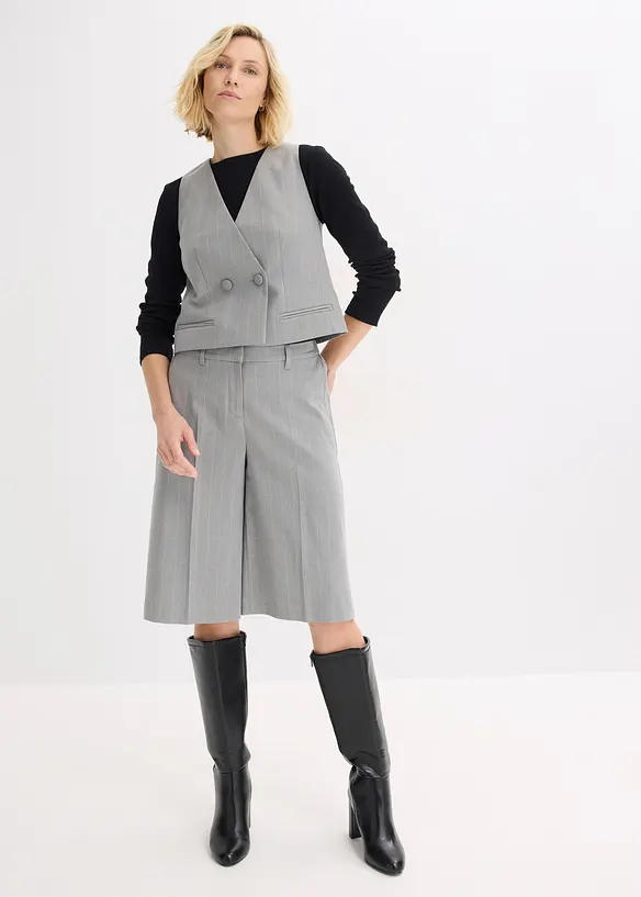 Vypasovan&eacute; &scaron;ortky, bonprix