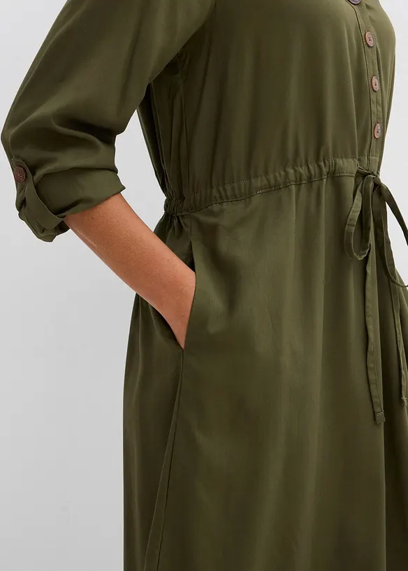 Halenkov&eacute; &scaron;aty ze spl&yacute;vav&eacute; visk&oacute;zy, bonprix