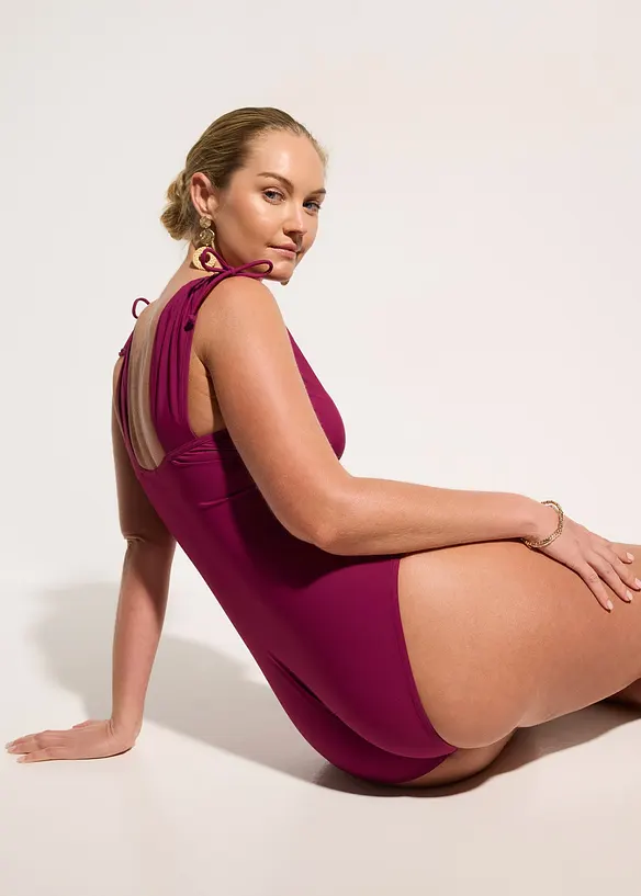 Stahovac&iacute; jednod&iacute;ln&eacute; plavky s lehk&yacute;m tvaruj&iacute;c&iacute;m efektem a &scaron;irok&yacute;mi ram&iacute;nky, bonprix