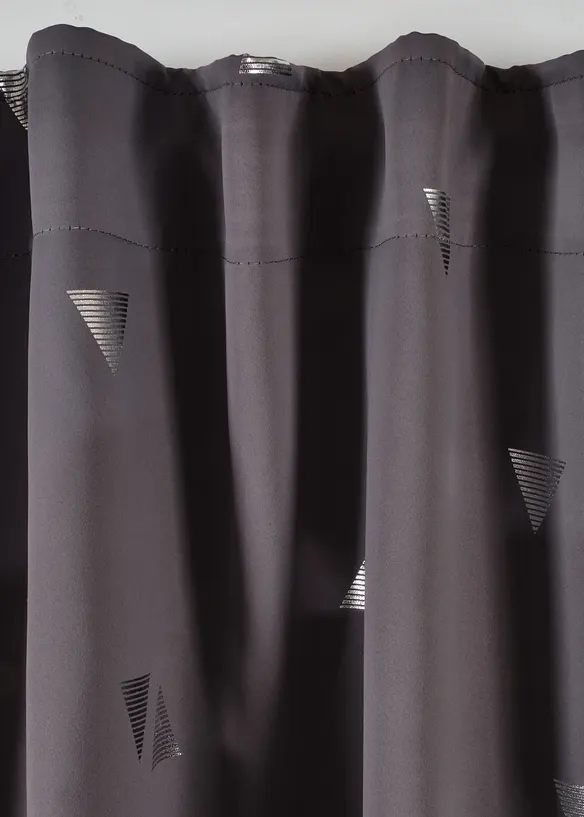 Zastiňuj&iacute;c&iacute; z&aacute;věs s leskem, tak&eacute; v extra d&eacute;lce (1 ks v balen&iacute;), bonprix