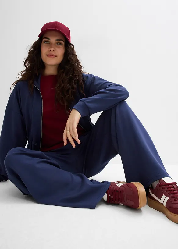 Mikina na zap&iacute;n&aacute;n&iacute;, z měkk&eacute;ho materi&aacute;lu scuba, bonprix