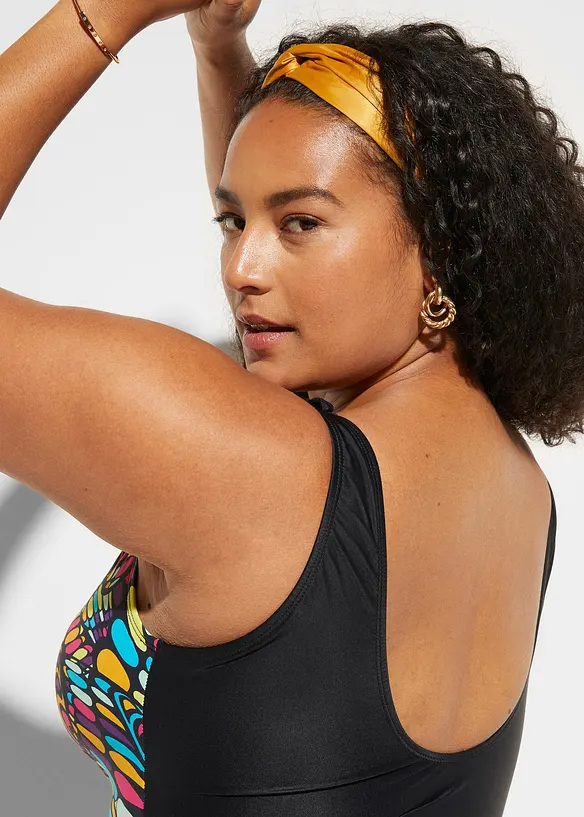 Stahovac&iacute; jednod&iacute;ln&eacute; plavky, středn&iacute; tvaruj&iacute;c&iacute; efekt, s r&yacute;&scaron;ky, bonprix